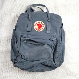 Fjalleaven Kanken laptop grey backpack Sweden